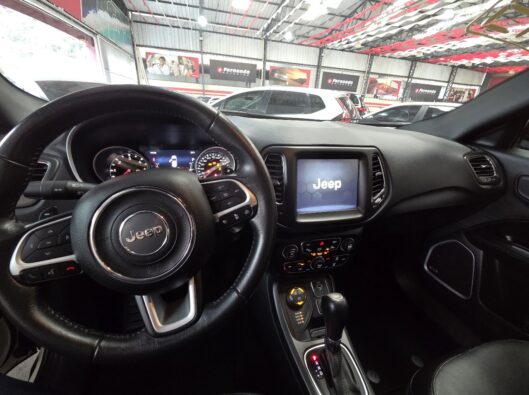 Compass_2019_seminovo_angra (6)