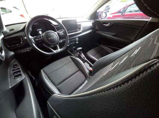 stonic_2022_seminovo_angra (5)