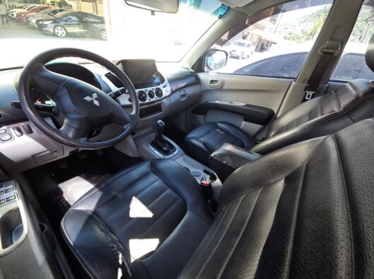 l200_2017_seminovo_angra (5)