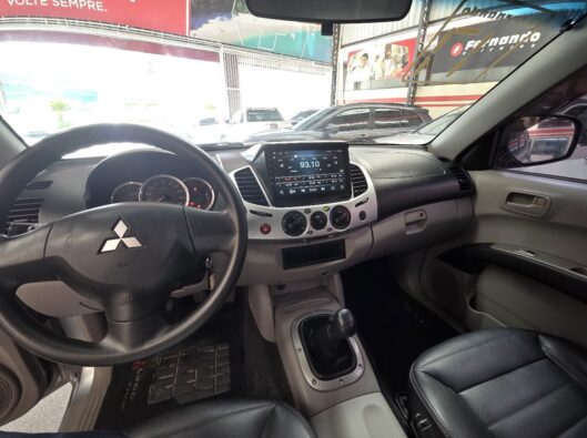 l200_2017_seminovo_angra (6)