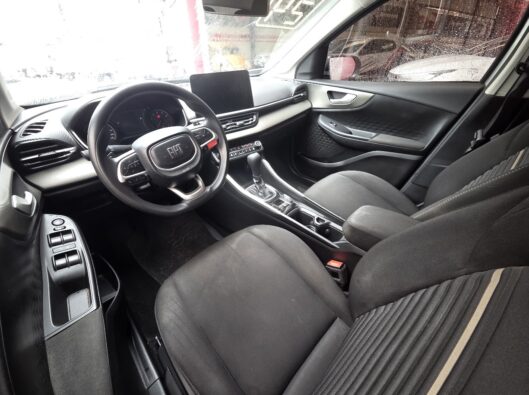 fastback_2024_seminovo_angra (5)